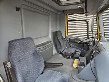 DAF CF 85.330 ATI / 40 t/m CRANE / KRAN / 8.500 km!